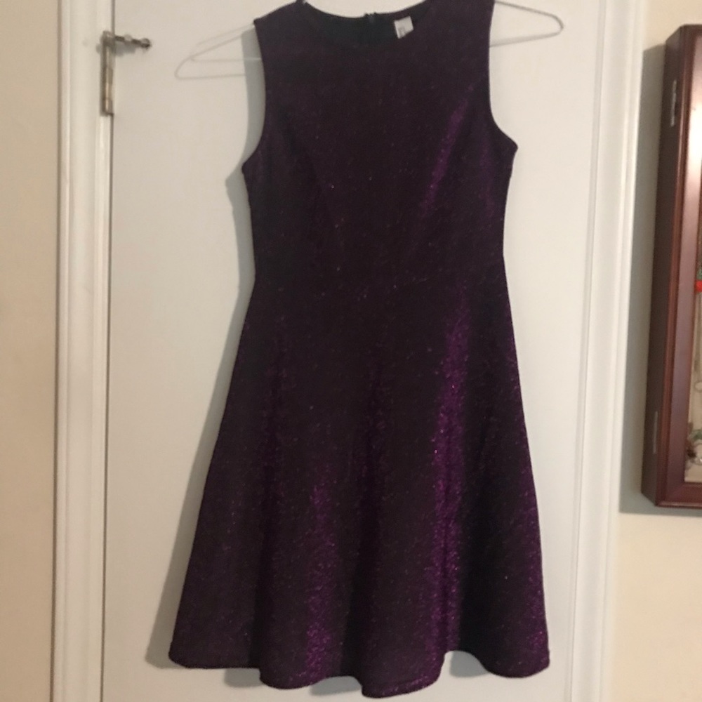 🎉5️⃣ for 2️⃣5️⃣ 🎉 
NWOT party dress
